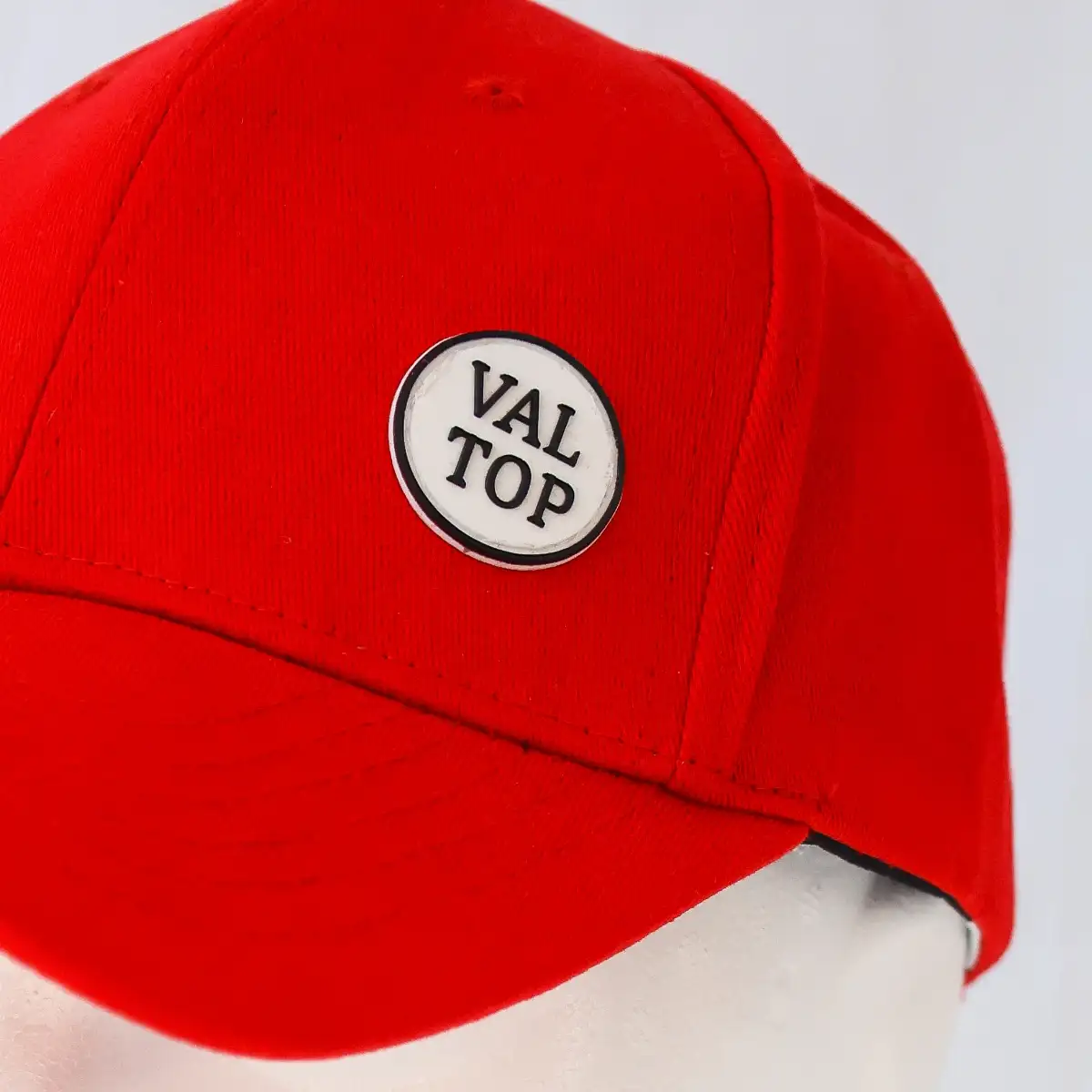 Casquette Valtop One rouge